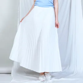 Classic white pleated midi skirt wholesale